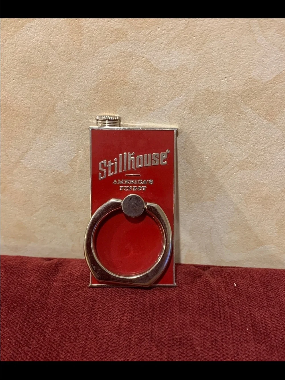 Unique cell phone metal ring holder with a velvet bag from Stillhouse